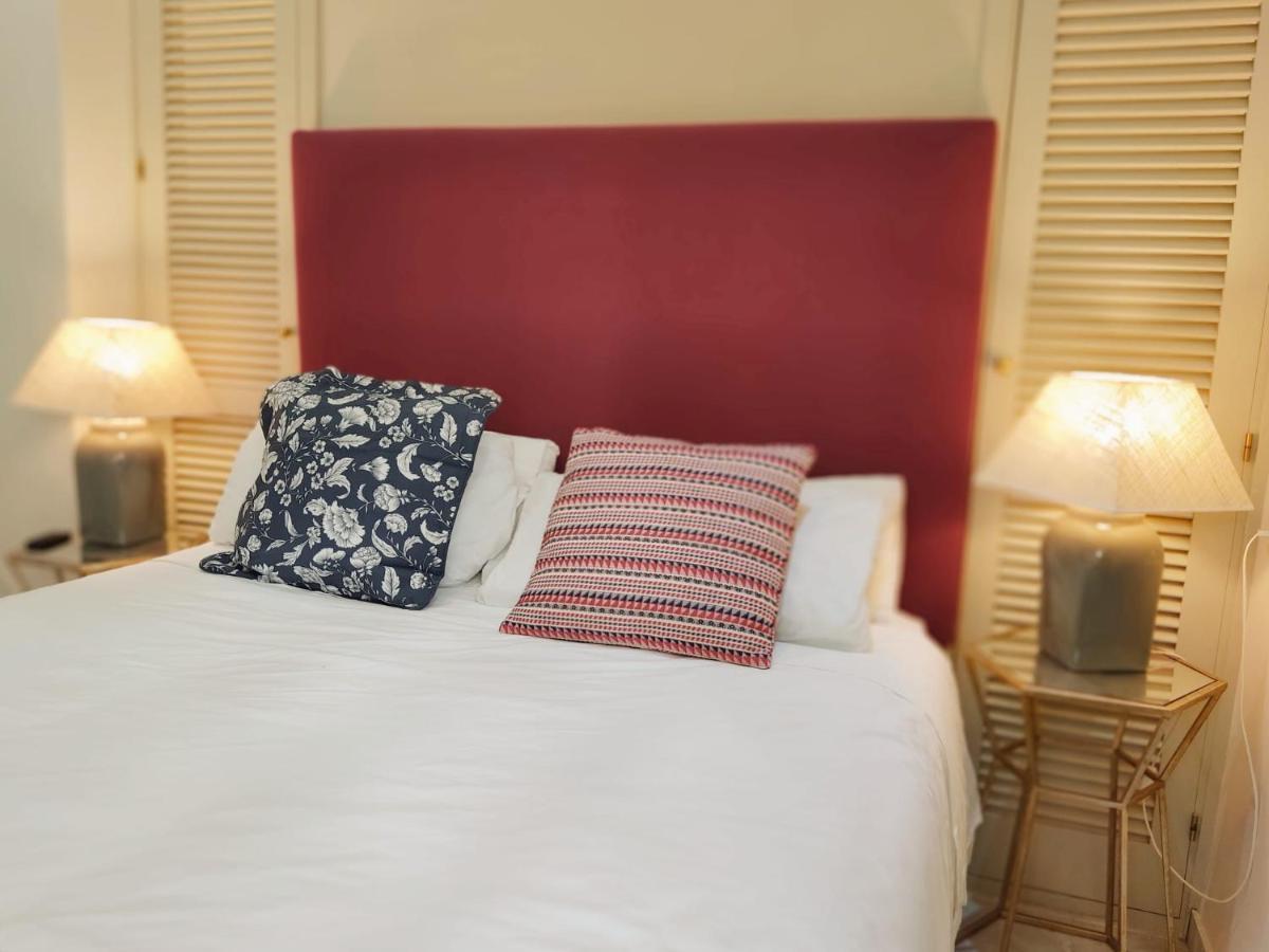 Homeyseville-Bright Apartment At Santa Cruz 4 Pax, Parking Optional Exterior photo